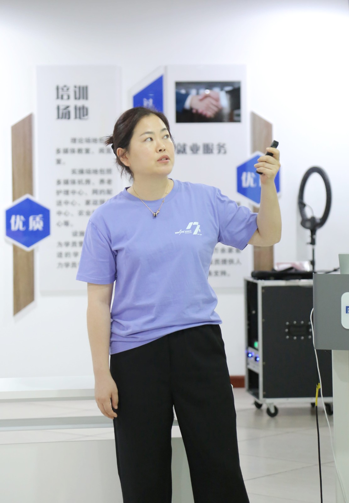 1755053772352129.jpg 1755053772352129.jpg